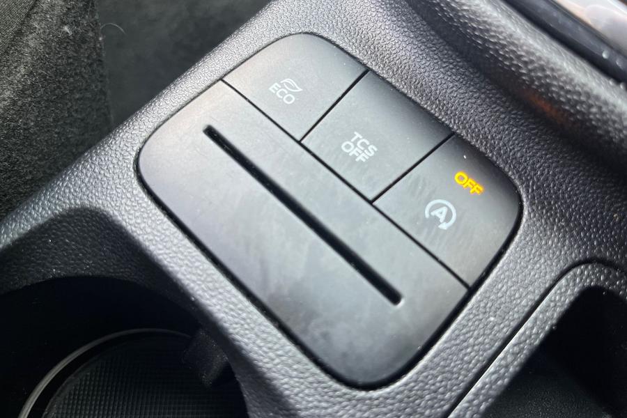 Ford Fiesta Photo autoimg-ada19c95d281b519732b90950130dc38ed339eed.jpg