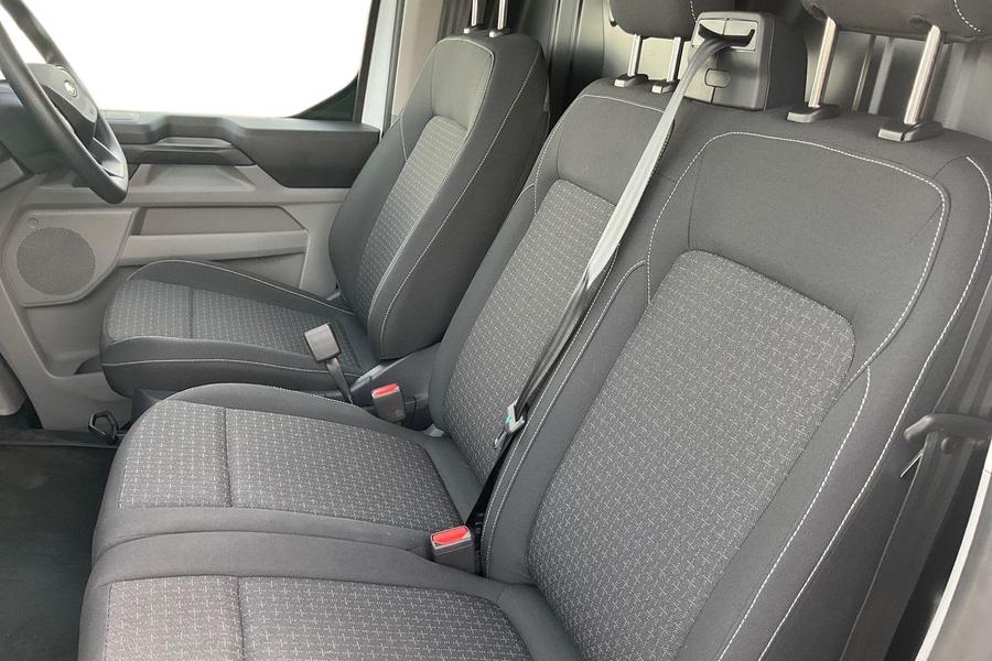 Ford E-Transit Custom Photo autoimg-ada4d02f34067556a8a1f65d07897c2414bba8c8.jpg
