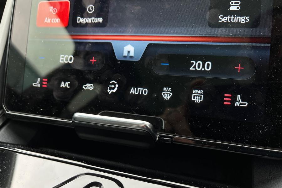 Ford Explorer Photo autoimg-ada4df3ffe813d368ef50d3a0e675f92383c6de4.jpg