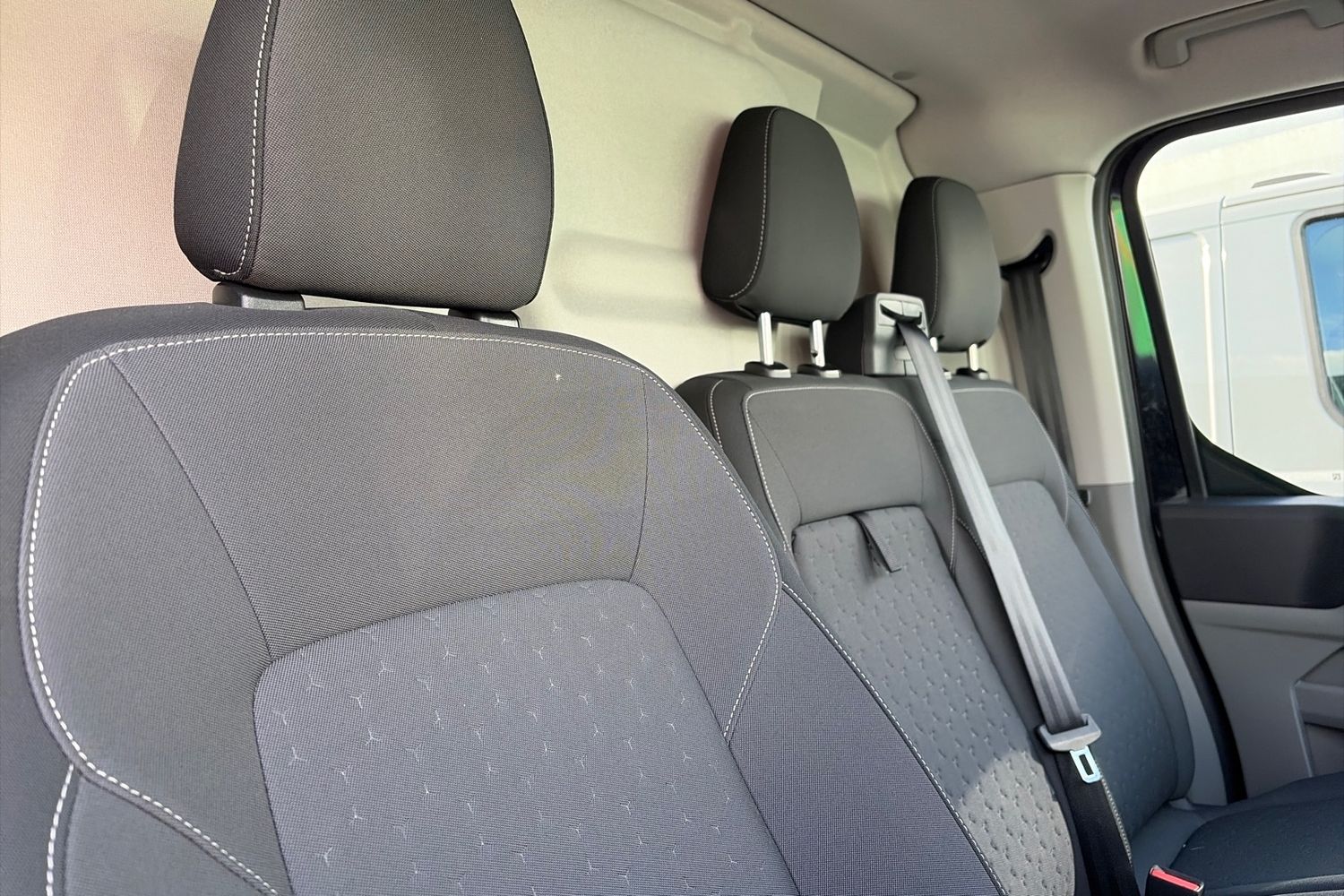 Ford TRANSIT CUSTOM Photo 15