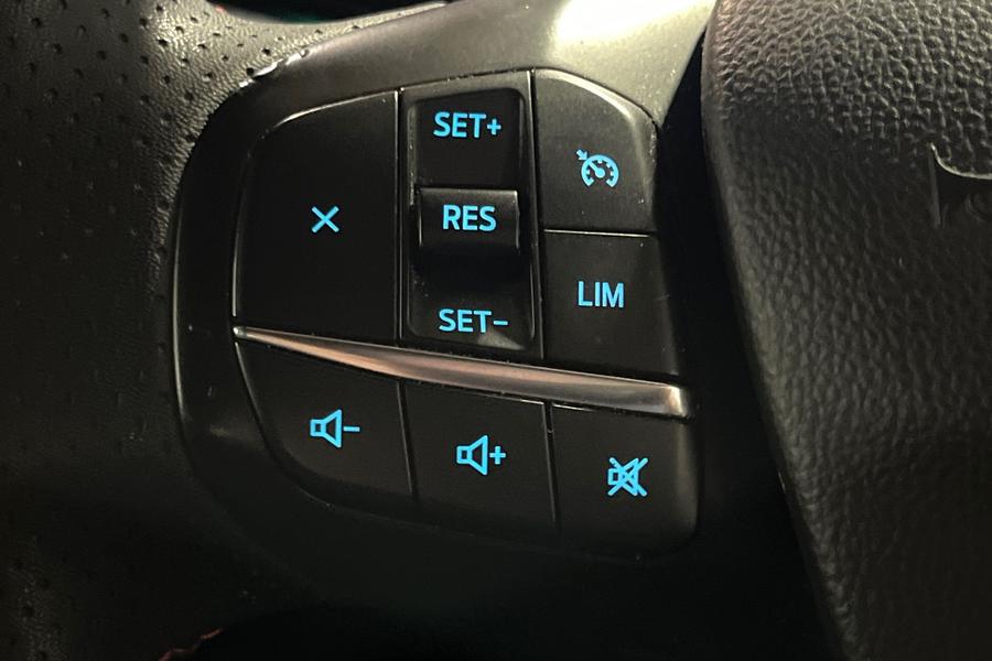 Ford KUGA Photo autoimg-ada8fcab1ed7ac0a00b9cb3d7bdadeef44103693.jpg
