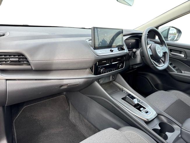 NISSAN Qashqai Photo 2
