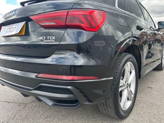 Audi Q3 Photo 32