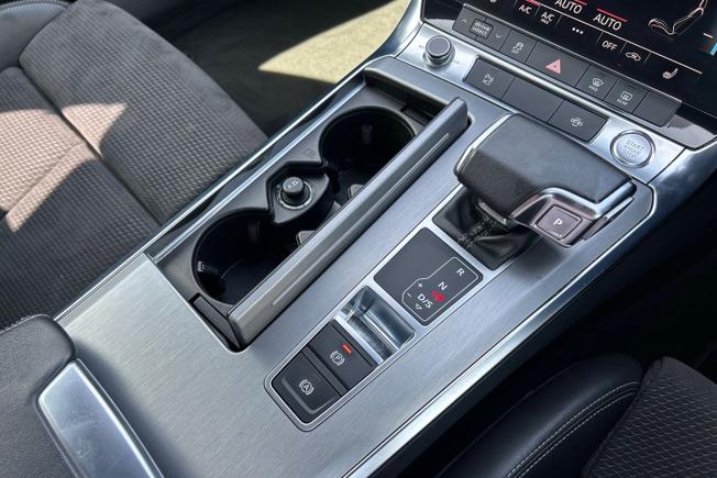 AUDI A6 Avant Photo 55
