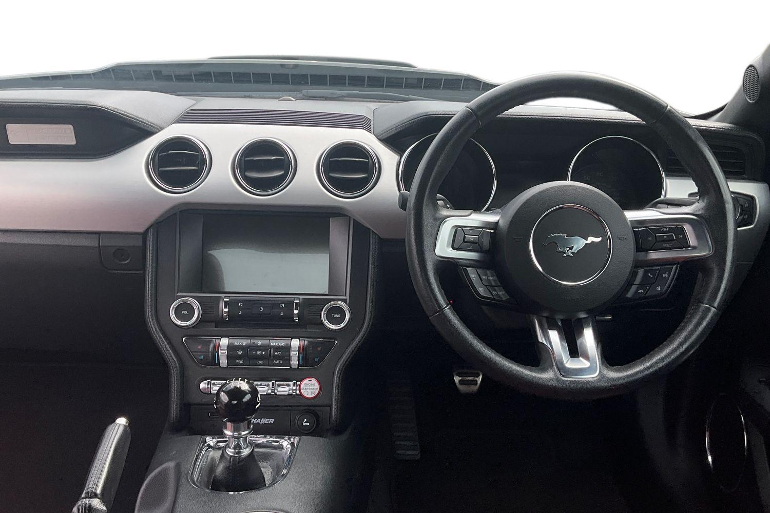 Ford MUSTANG Photo 10