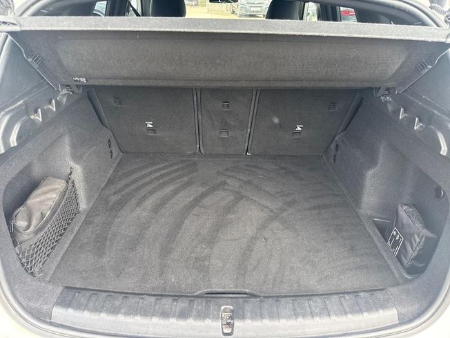 BMW X1 Photo 12