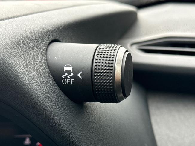 LEXUS Ux Photo 53