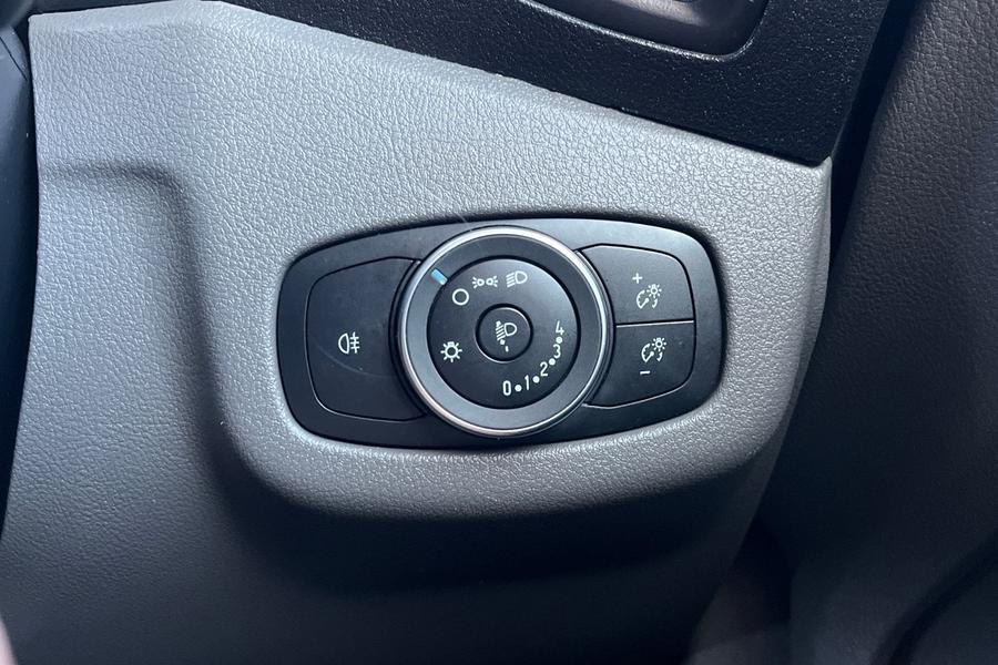 Ford TRANSIT CONNECT Photo autoimg-adb06a17ac8a1a207b5a7dc13846f39dadc368b5.jpg