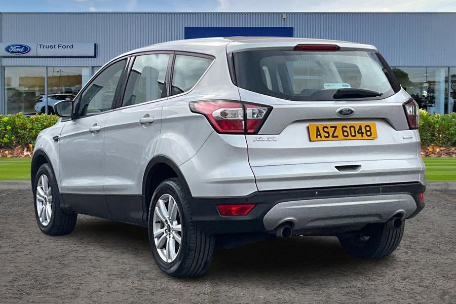 Ford KUGA Photo autoimg-adb3694aaf36e36c788b38e5dda61042a1b3d574.jpg