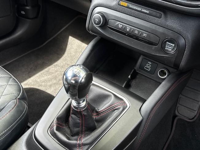 FORD Focus Photo 42