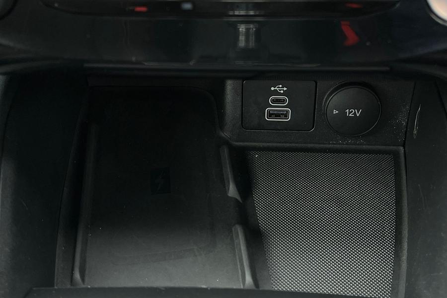 Ford KUGA Photo autoimg-adb552eabdb71fffec56d2a25dd750779f4b700b.jpg