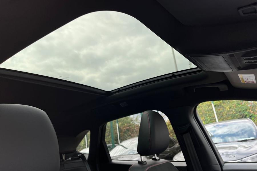 Ford KUGA Photo autoimg-adbb0d7319f44a9a8dc42c88f172a39593704aa4.jpg