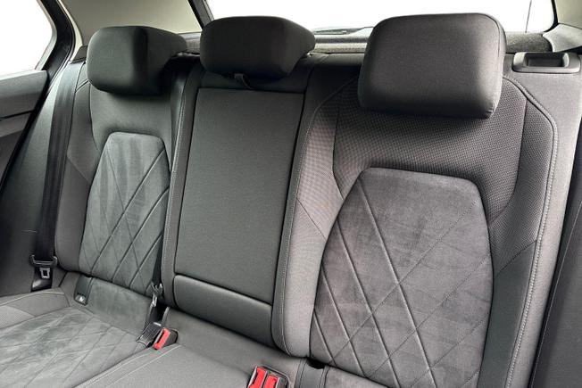 VOLKSWAGEN Golf Photo 9
