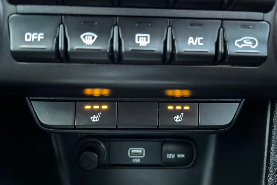 Kia SPORTAGE Photo autoimg-adc3c4ad2bf8e9e86345b1c7fd85e0d4dd011b04.jpg