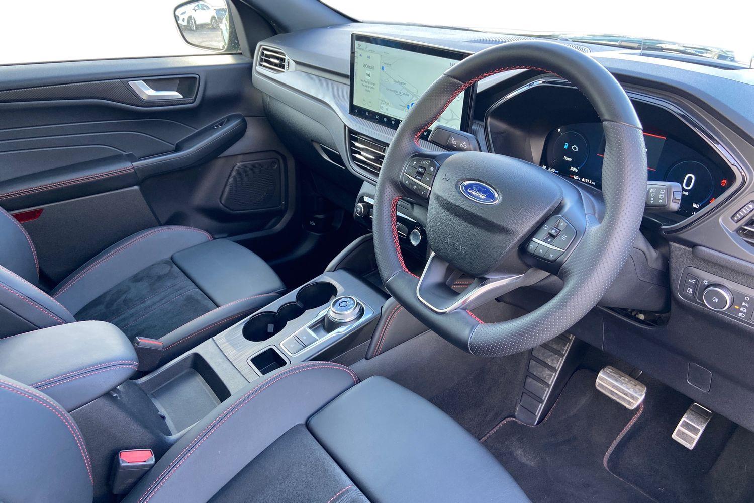 Ford KUGA Photo 8