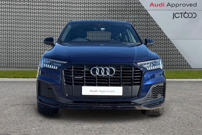 AUDI Q7 Photo 8