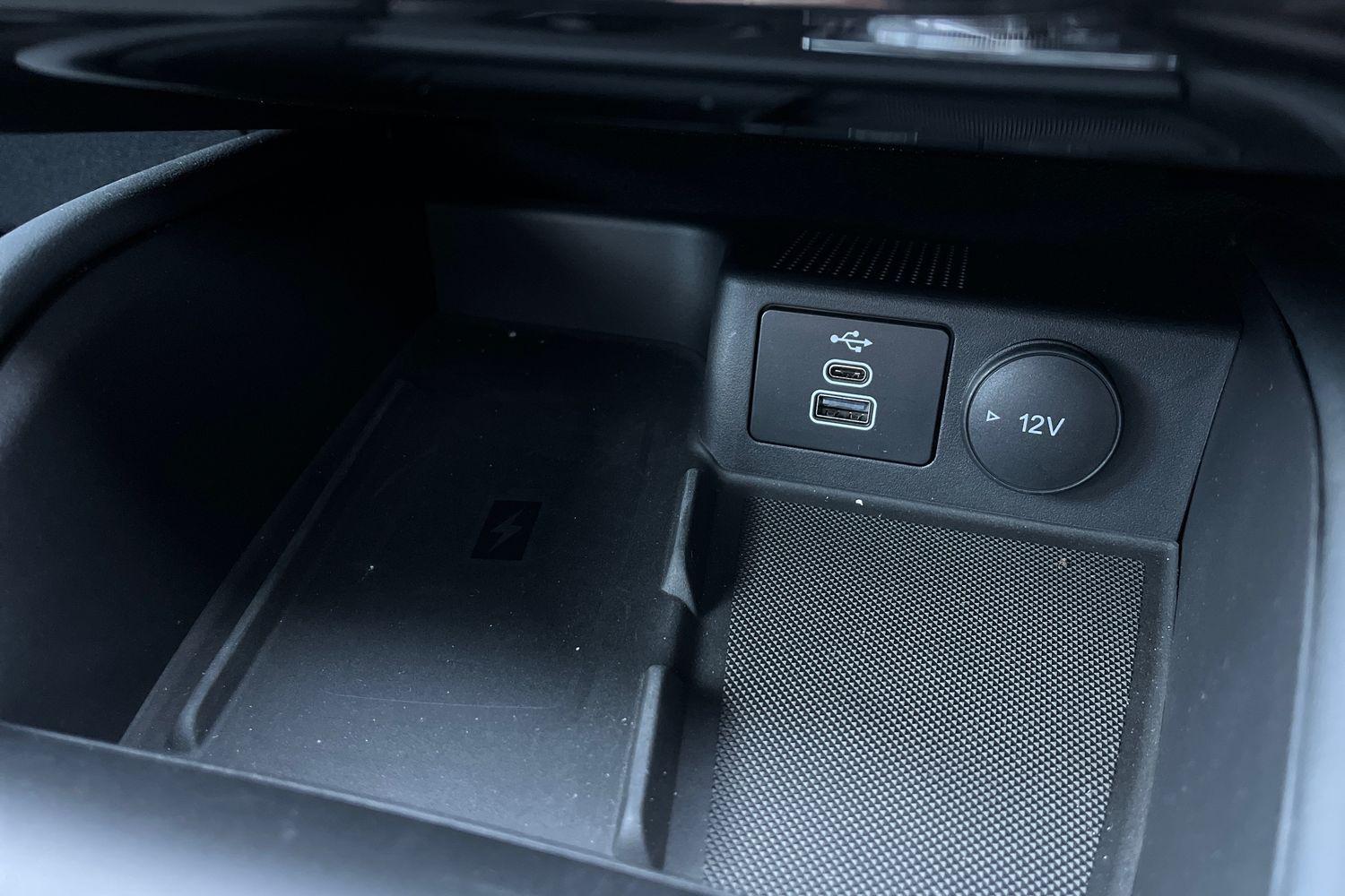 Ford KUGA Photo 31
