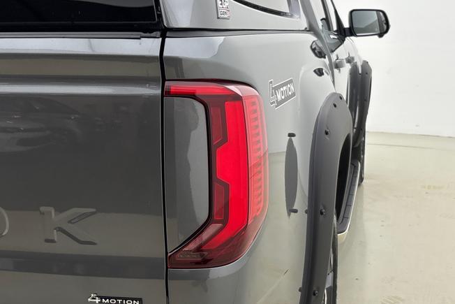VOLKSWAGEN Amarok Photo 18