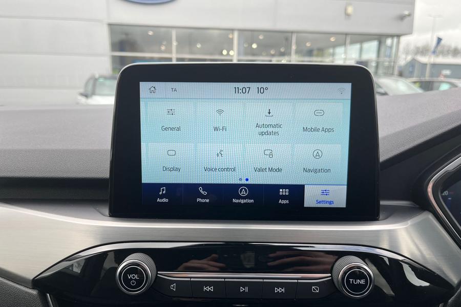 Ford KUGA Photo autoimg-adcb5ce30ec48e22d698b842a32d67ec9df30192.jpg