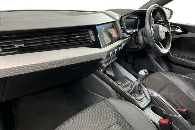 AUDI A1 Photo 2