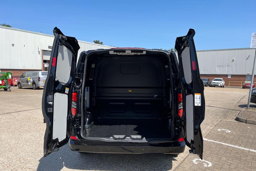 Ford TRANSIT CUSTOM Photo autoimg-add1ab22d023fdbcc2a1afaf26960c7d02538e60.jpg