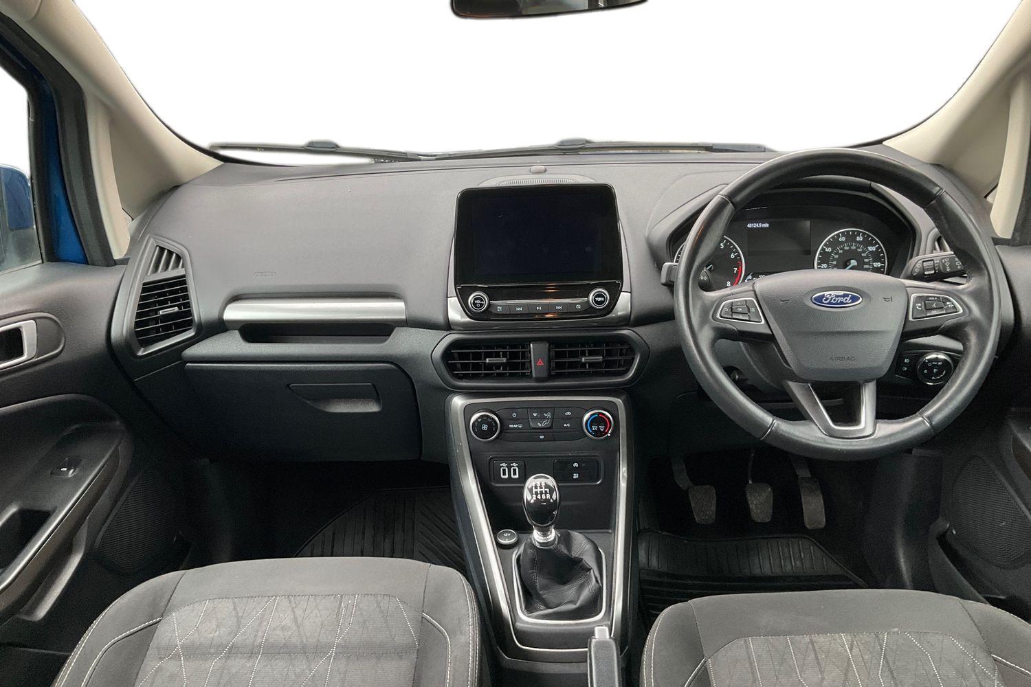 Ford ECOSPORT Photo 9