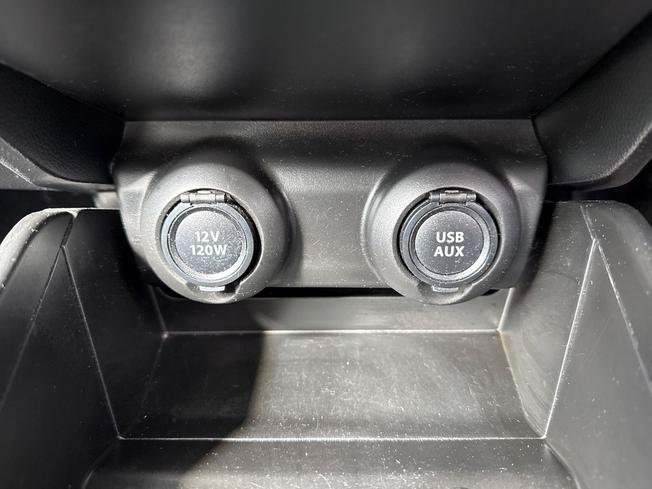 SUZUKI Swift Photo 32