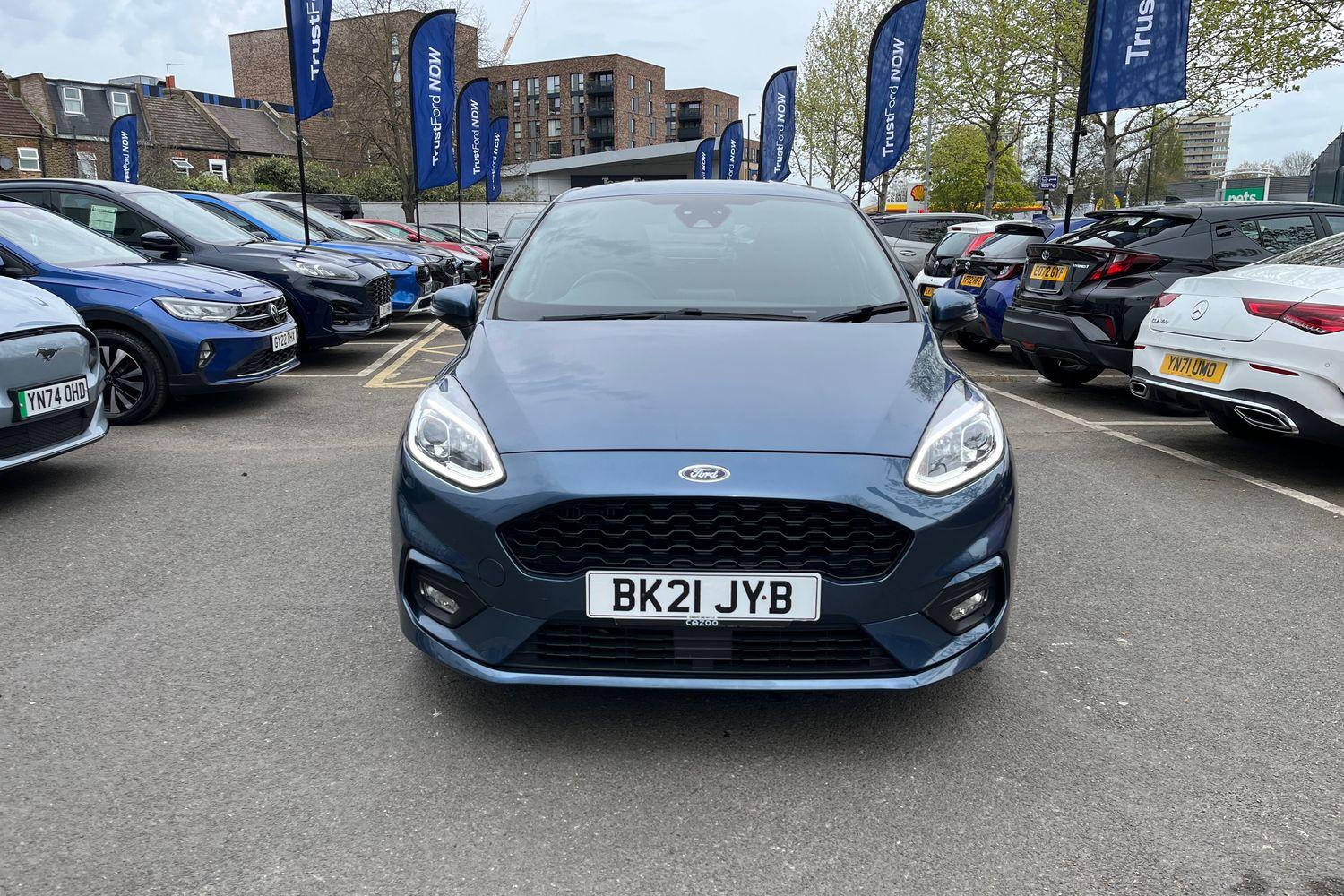 Ford FIESTA Photo 36