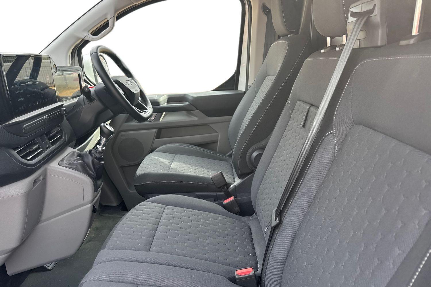 Ford TRANSIT CUSTOM Photo 9