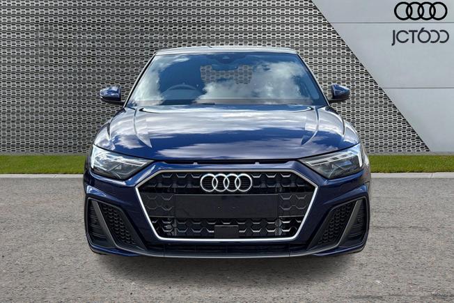 AUDI  A1 Sportback  Photo 8