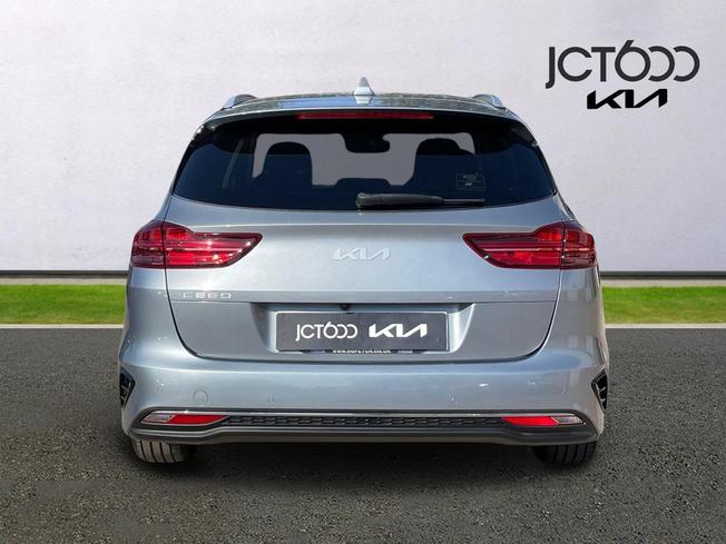 KIA Ceed Photo 7