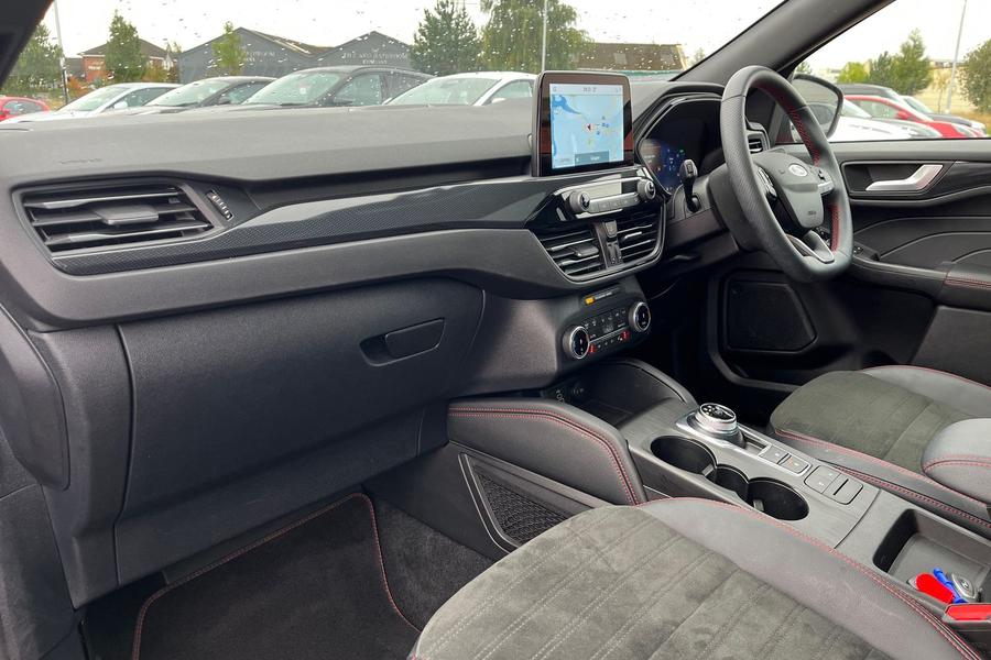 Ford Kuga Photo autoimg-adec9c955246b2b63c163ac8c4be61521a88542e.jpg