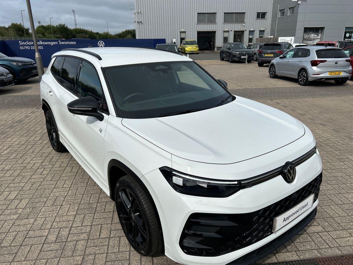 Volkswagen Tayron Photo autoimg-aded0769f975a75710d5f127c35a2a697414fef8.jpg