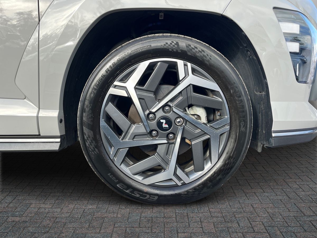 Hyundai KONA Photo 8