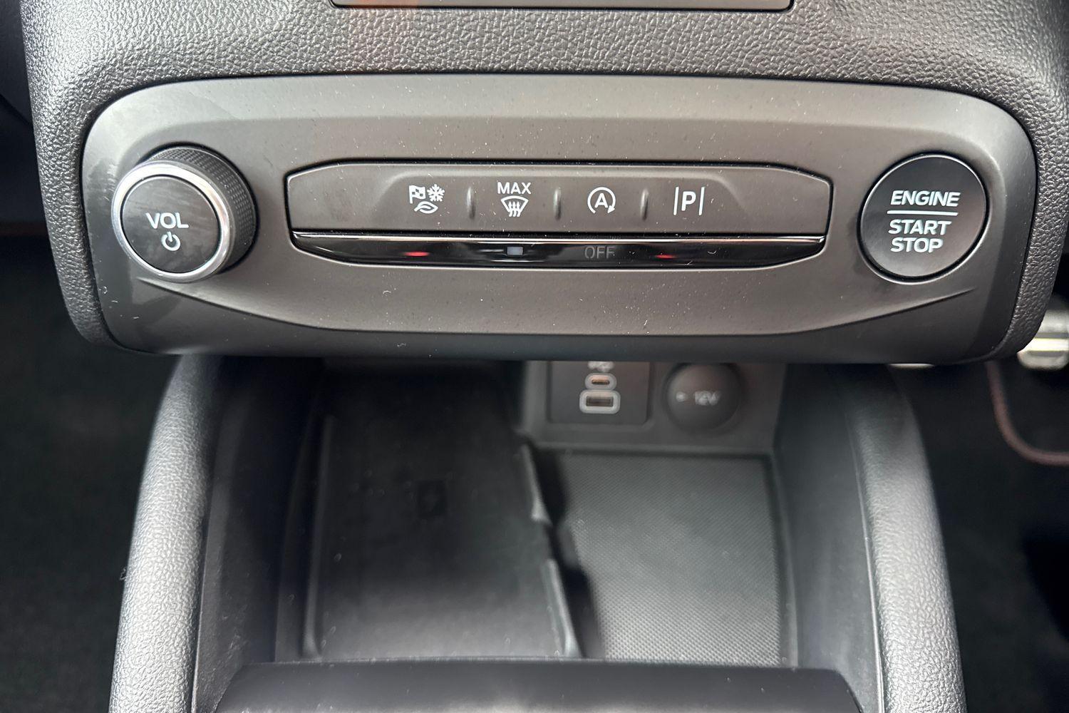 FORD FOCUS Photo 27