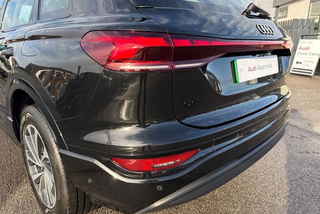 AUDI Q6 e-tron Photo 29