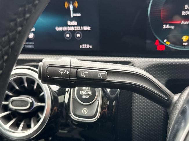 MERCEDES-BENZ CLA Photo 49