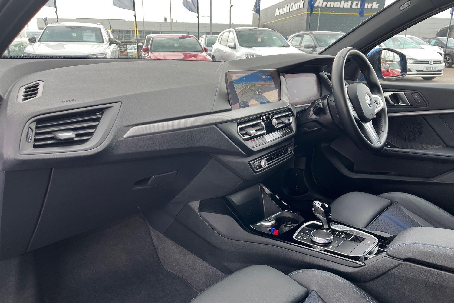 BMW 1 Series Photo 17