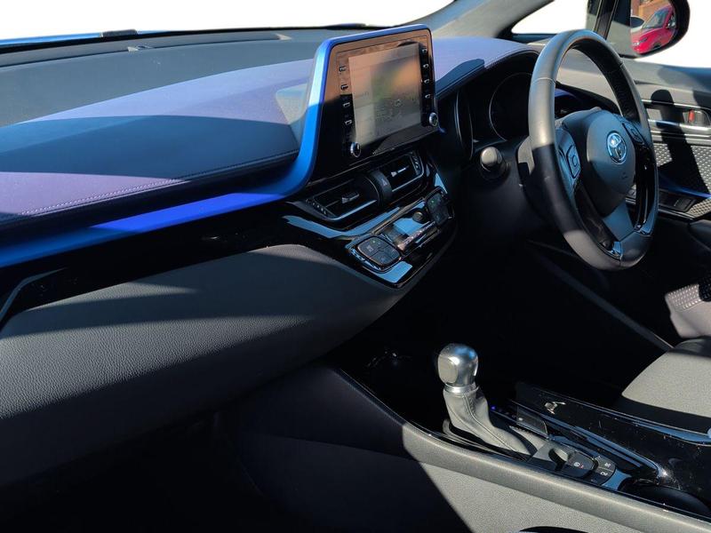 Used Toyota C-HR VE69XEA 15