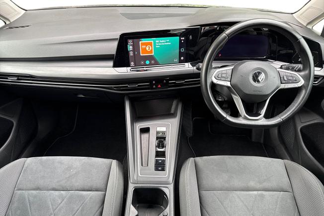 VOLKSWAGEN Golf Photo 10