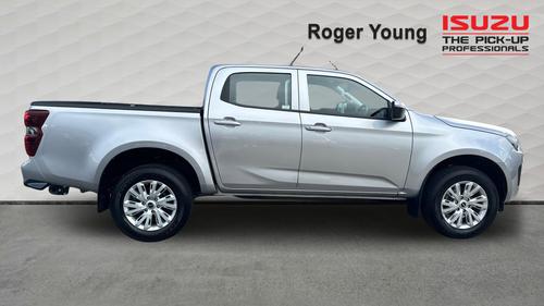 Isuzu D-MAX Photo autoimg-ae0c7c79ffe78a564d98c06d111ec82c080392ed.jpg