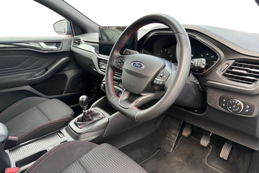 Ford FOCUS Photo autoimg-ae0e390ebc0cdc34a338df6296baac9c64eaaa20.jpg
