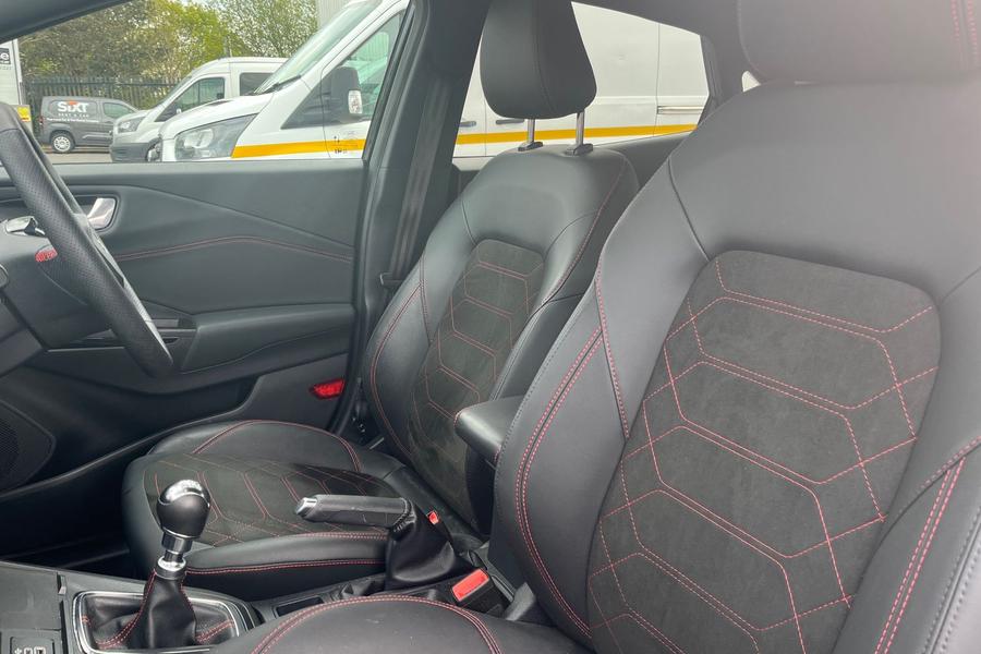 Ford PUMA Photo autoimg-ae123374e932342309e020256a86bba11336857a.jpg