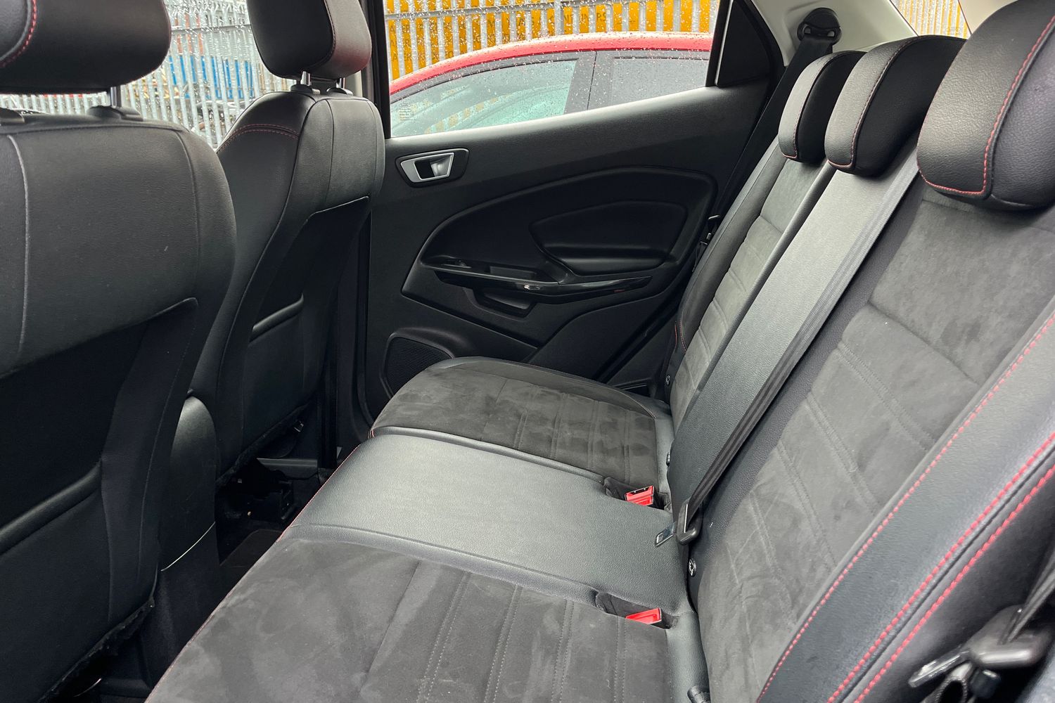 Ford EcoSport Photo 19