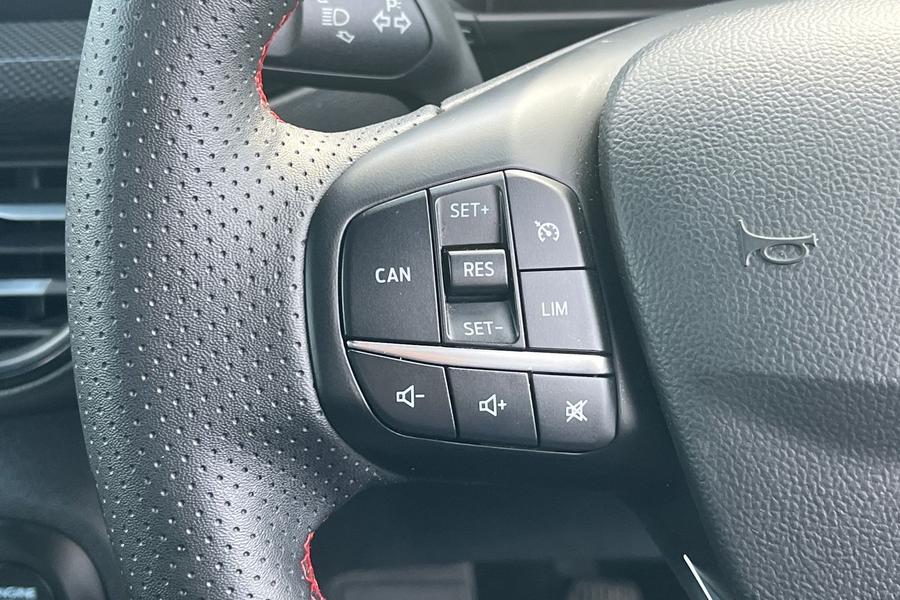Ford Focus Photo autoimg-ae147a4787e7b028967cf10258cc7860e1330863.jpg