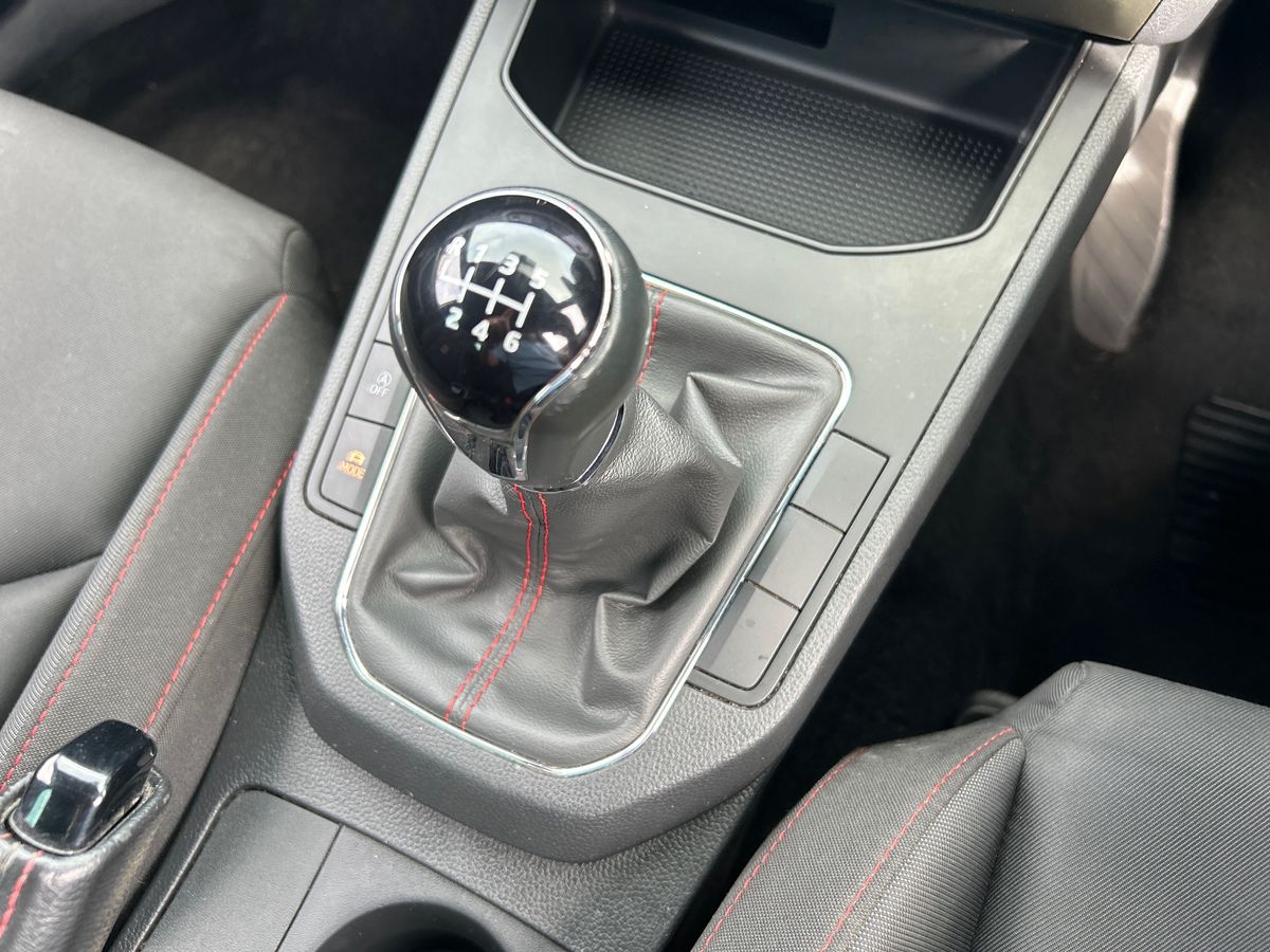SEAT Ibiza Photo 12
