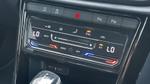 Volkswagen T-Roc Photo 11