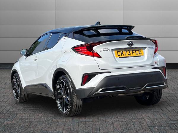Toyota C-HR Photo autoimg-ae1e603854191bfb2d2615923d1b2cd015646cfe.jpg