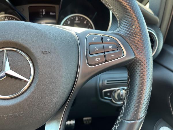 Mercedes-Benz V Class Photo autoimg-ae1f2dfcdbec77784bc5fe3828ddf90252c41891.jpg