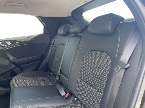 Kia XCEED Photo autoimg-ae1f703d30b4826cd53f14944fb3e811ba48a1ef.jpg